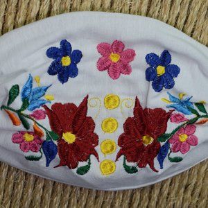 Jardin de Flores Mexicanas Face Masks